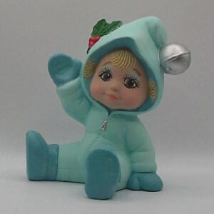 D815 Winter Sweet Tot Girl Waving